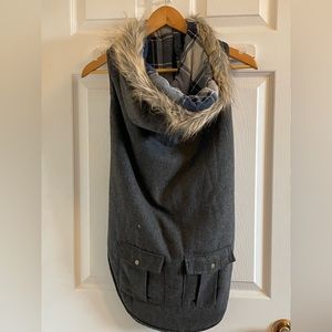 Grey Beaver Canoe Dog Jacket! Size XXXL, grey in colour.